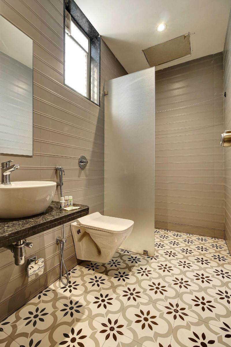 Staybird - Fortune House Business Hotel image