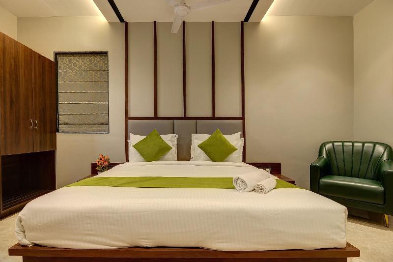 Staybird - Fortune House Business Hotel image