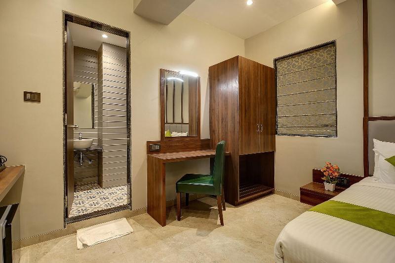 Staybird - Fortune House Business Hotel image