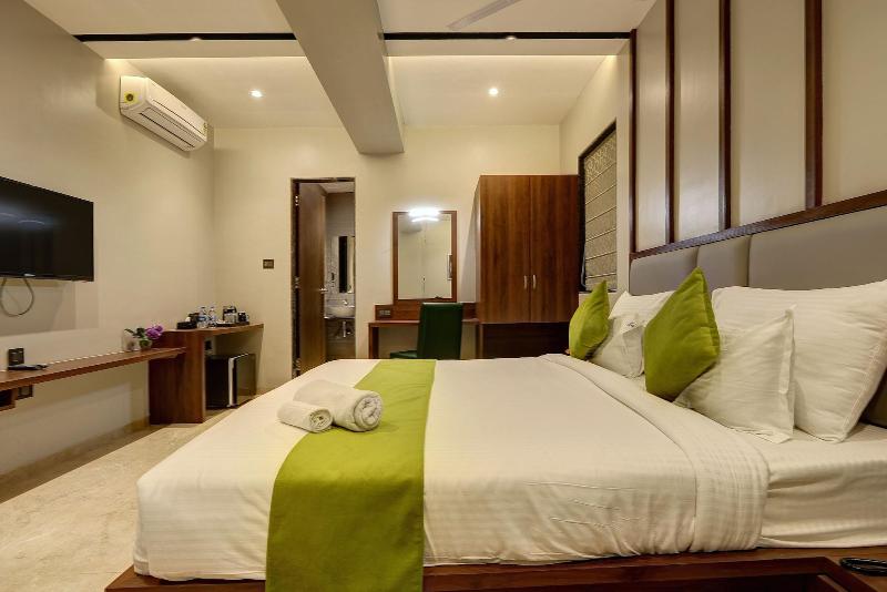 Staybird - Fortune House Business Hotel image