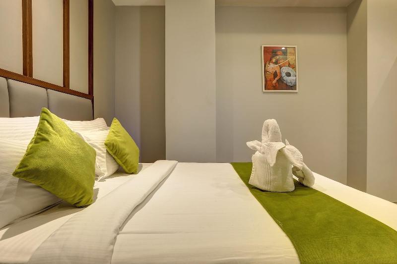 Staybird - Fortune House Business Hotel image