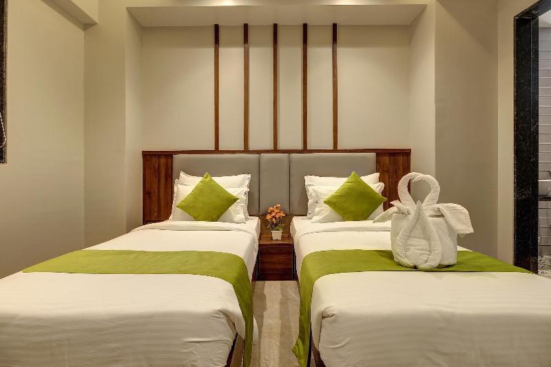 Staybird - Fortune House Business Hotel image