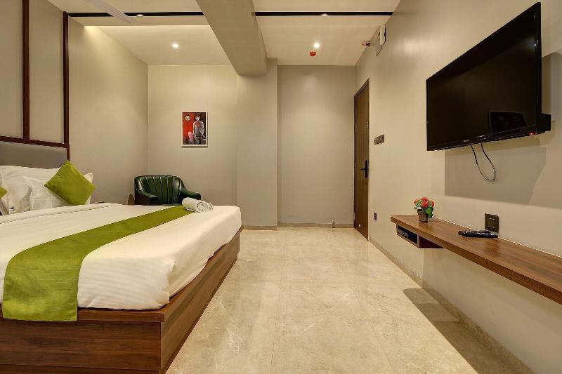 Staybird - Fortune House Business Hotel image