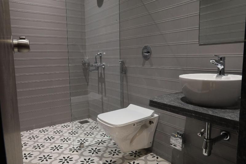 Staybird - Fortune House Business Hotel image