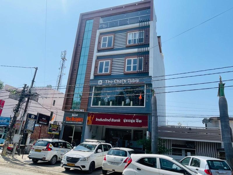 Hotel The Heights image