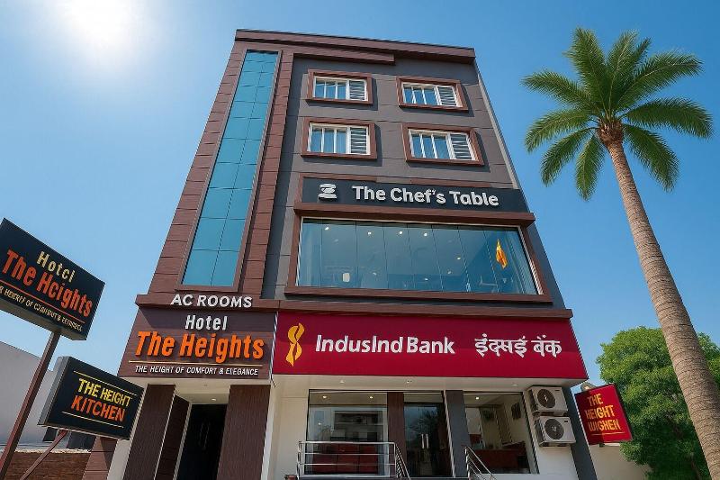 Hotel The Heights image