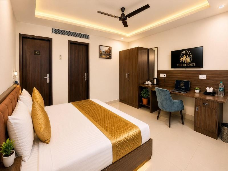 Hotel The Heights image