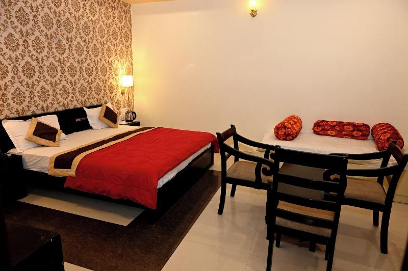 Om Heritage Hotel image