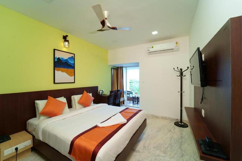 Hotel Grand Padappai Residency image