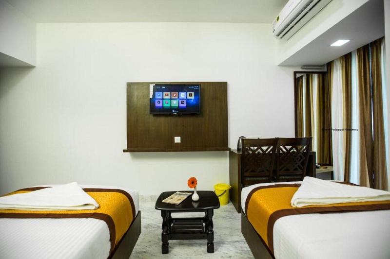 Hotel Grand Padappai Residency image