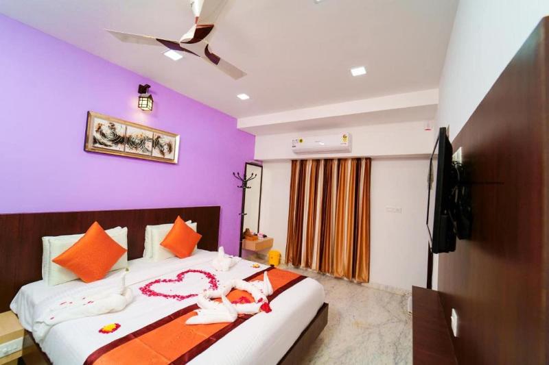 Hotel Grand Padappai Residency image