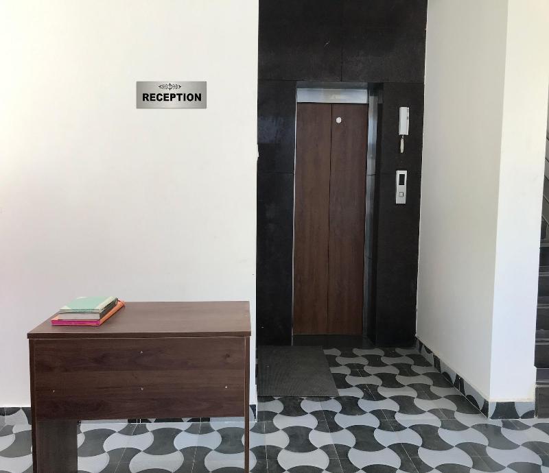 Urban Stay image
