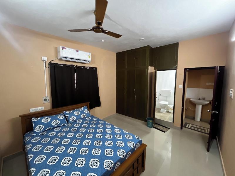 Urban Stay image