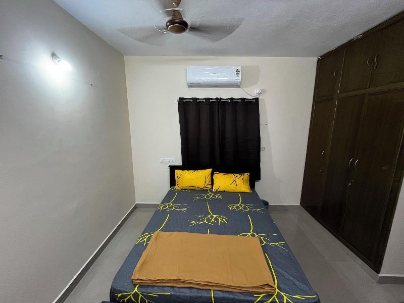 Urban Stay image