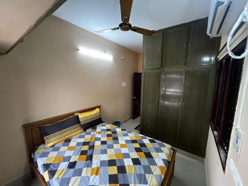 Urban Stay image