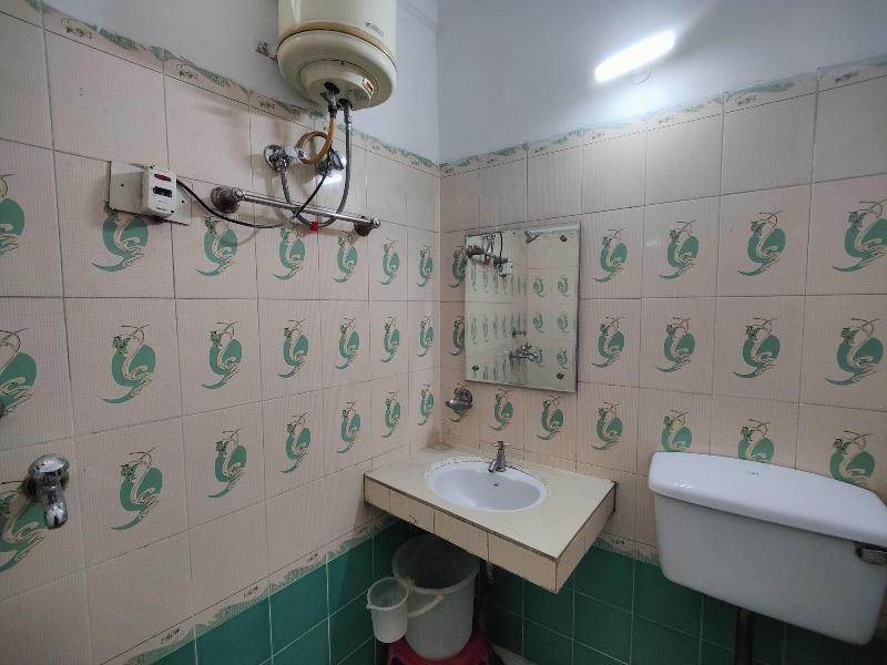 Harish Guest House -railway Station Road image