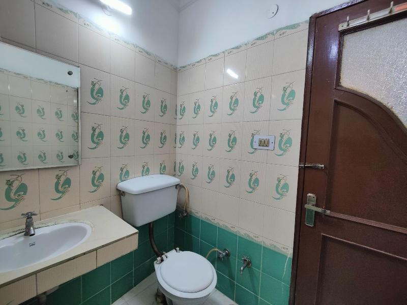 Harish Guest House -railway Station Road image