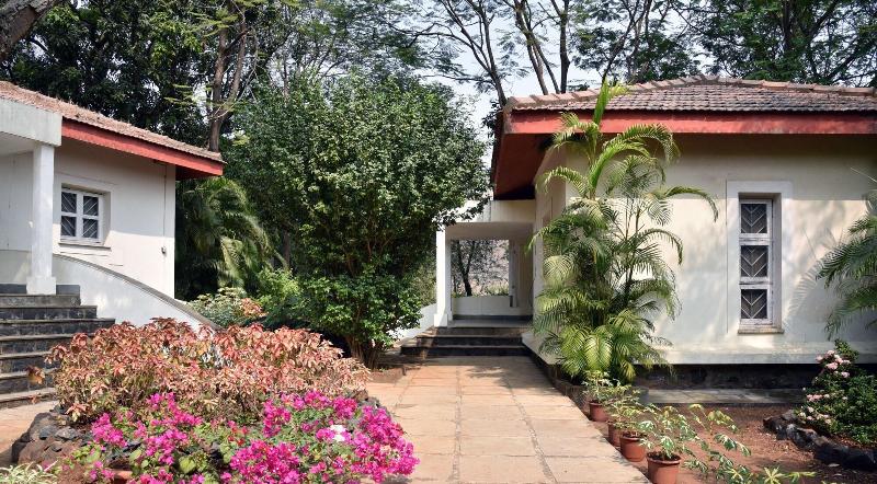 Modi's Resort Karjat image