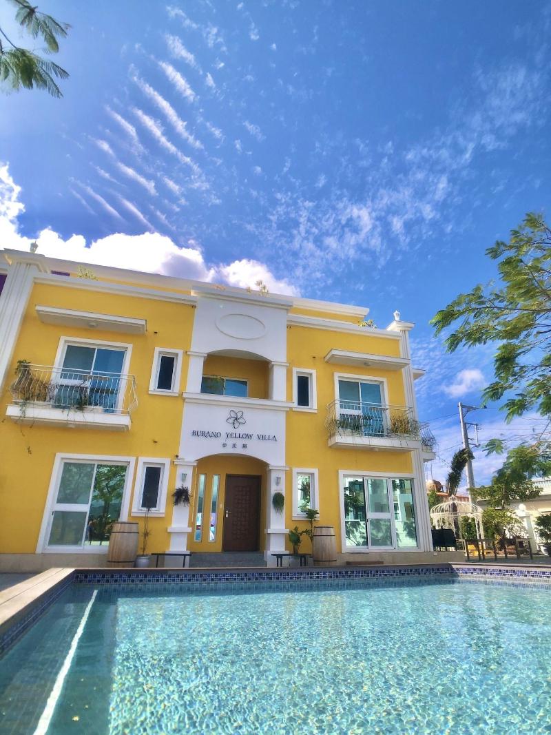 Burano Yellow Villa image