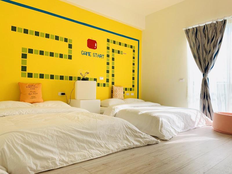 Burano Yellow Villa image
