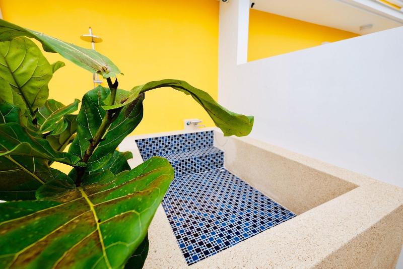 Burano Yellow Villa image