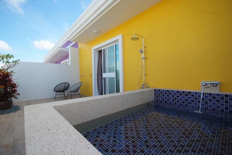 Burano Yellow Villa image