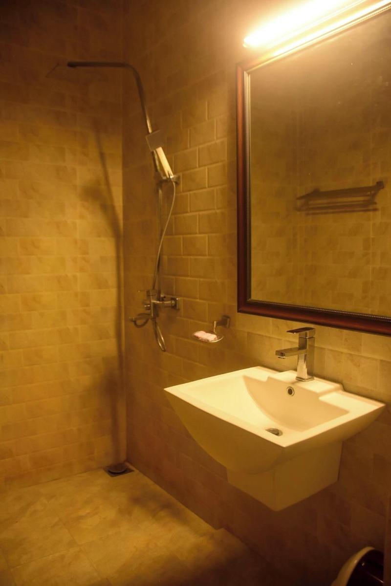 Yala Hotel Elephant Eye image
