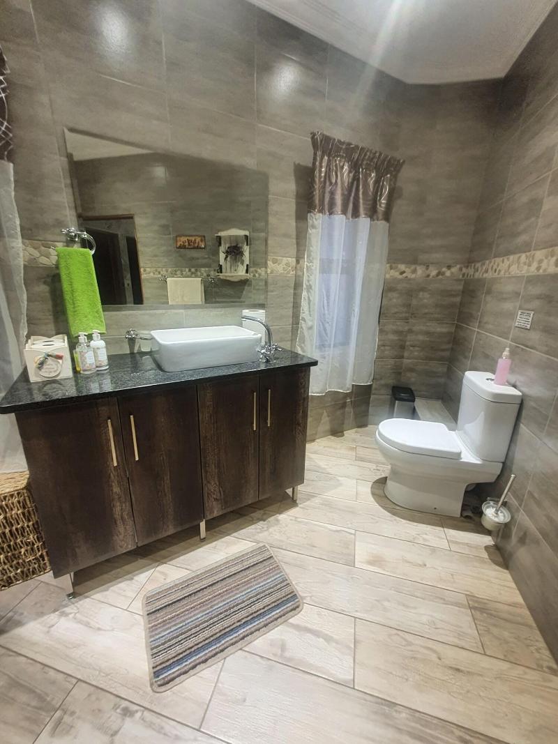 Doringpoort Safari Lodge image