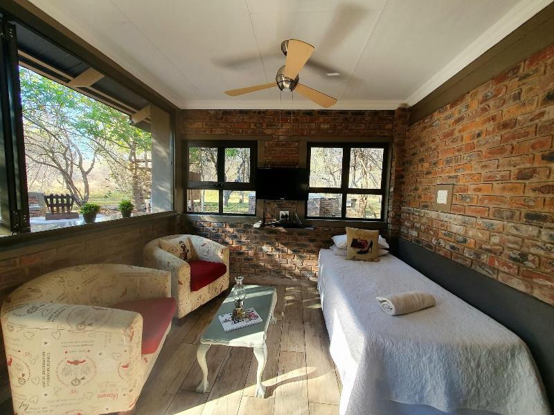 Doringpoort Safari Lodge image