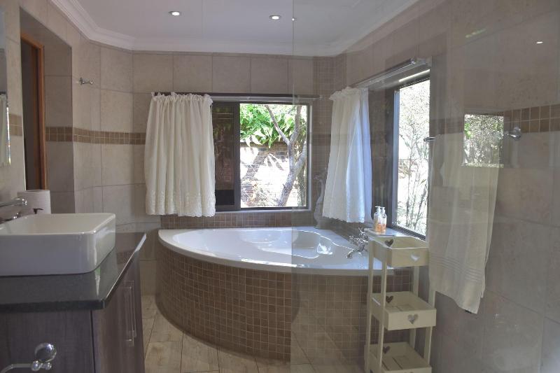 Doringpoort Safari Lodge image