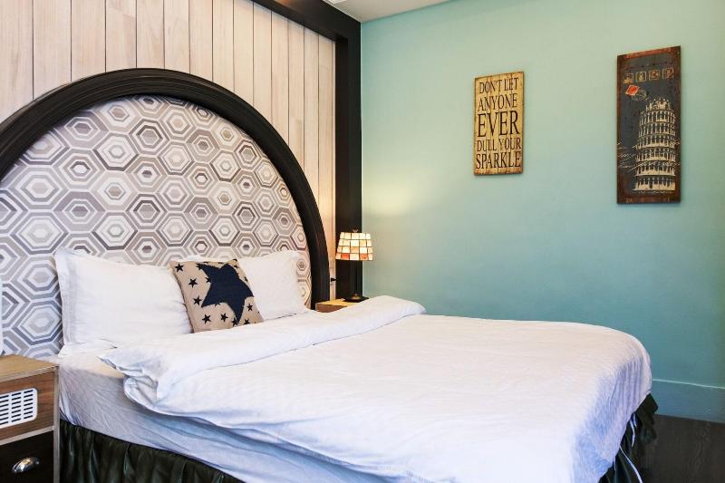 The Seaside B&b image
