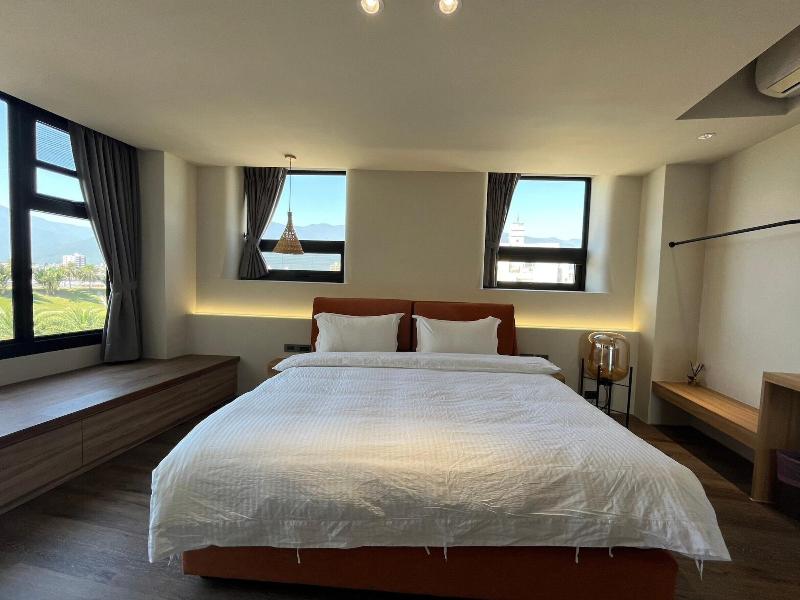 The Seaside B&b image