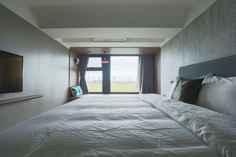 The Seaside B&b image