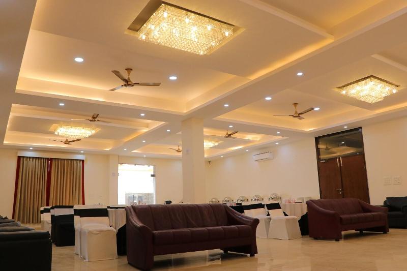 Hotel Clarks Inn Express Bharatpur image