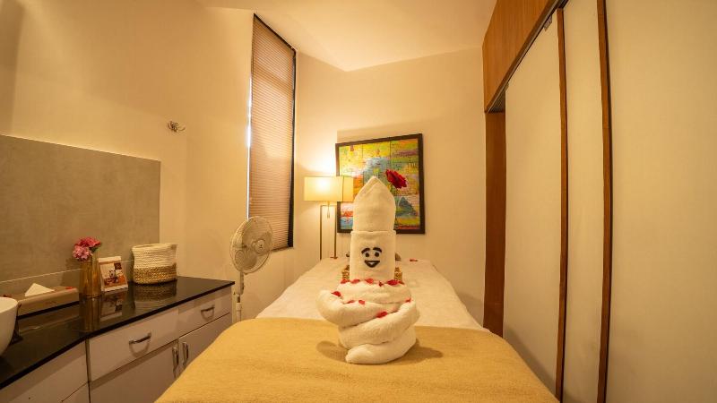 Tree Of Life Eila Art Hotel image