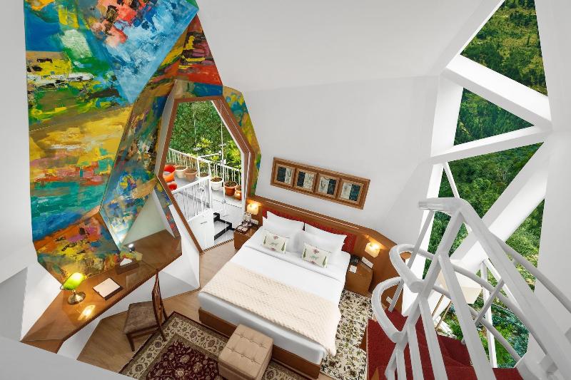 Tree Of Life Eila Art Hotel image