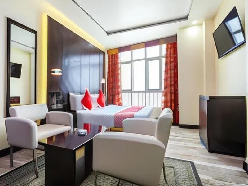 Shh Hotel image