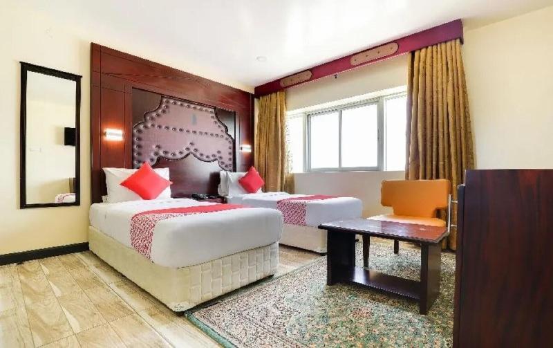 Shh Hotel image