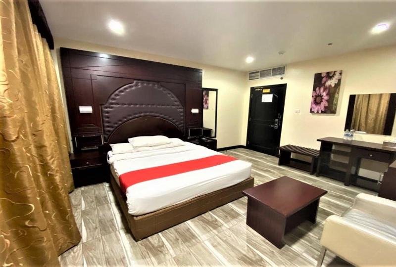 Shh Hotel image