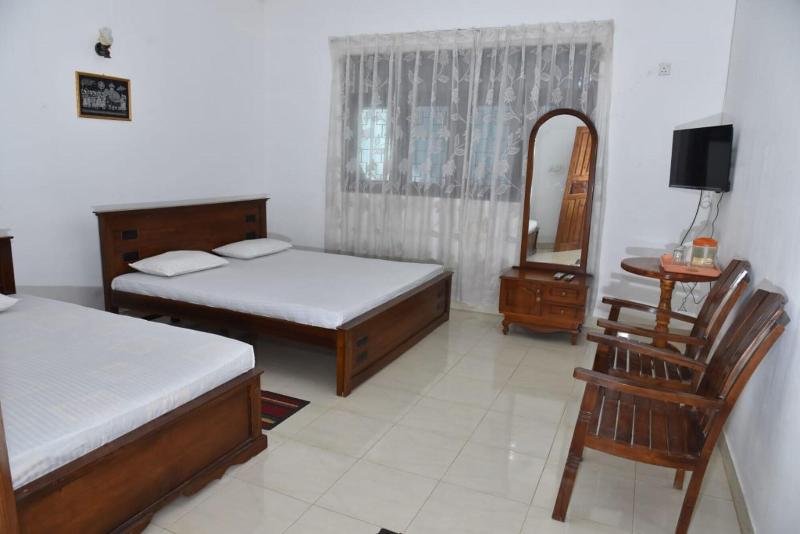 Red Lotus Holiday Resort image