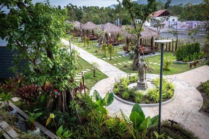 Kampot Tropical Village image