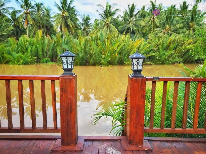 Kampot Tropical Village image