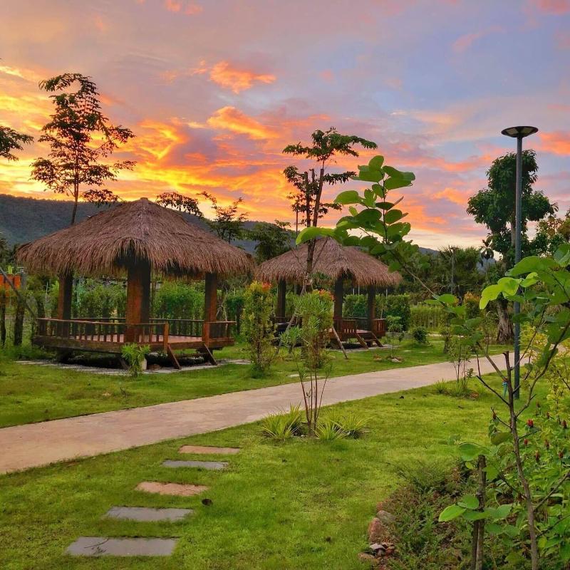 Kampot Tropical Village image