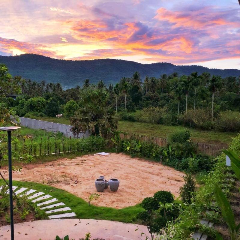 Kampot Tropical Village image