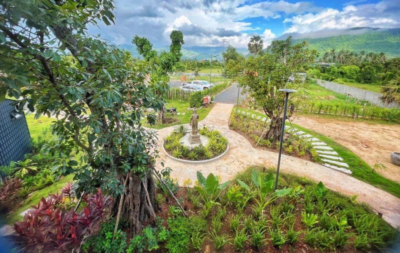 Kampot Tropical Village image