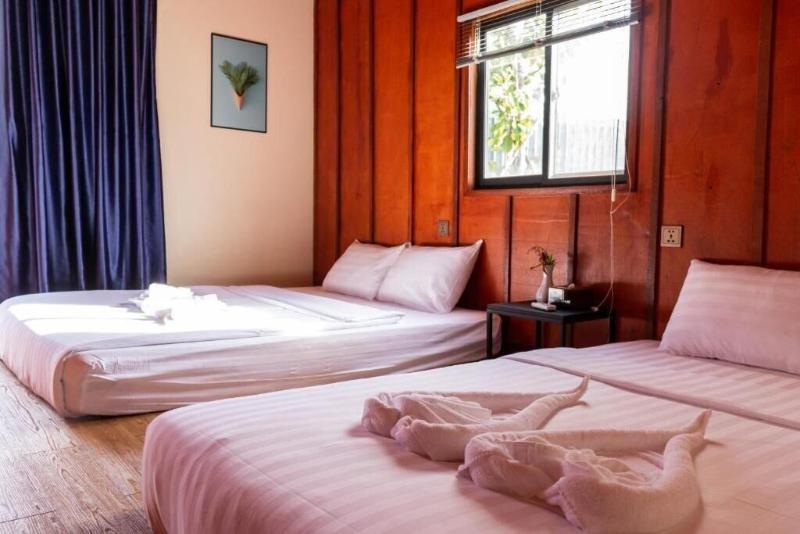 Kampot Tropical Village image
