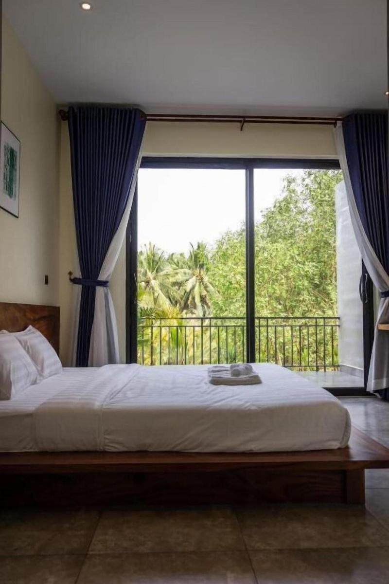 Kampot Tropical Village image