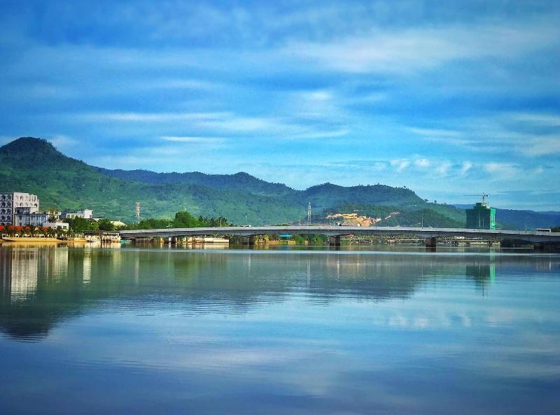 Kampot Tropical Village image