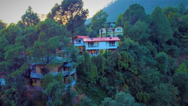 The Nature's Green Resort -bhimtal