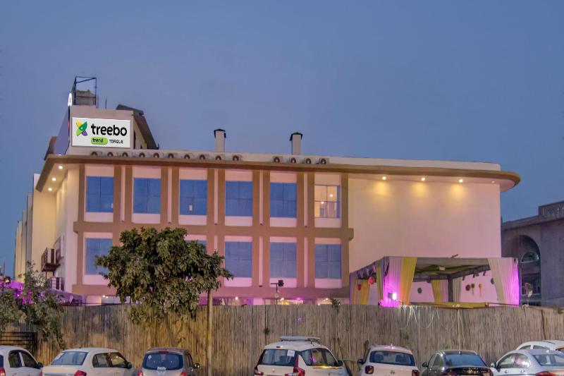 Treebo Trend Torque Greater Noida image